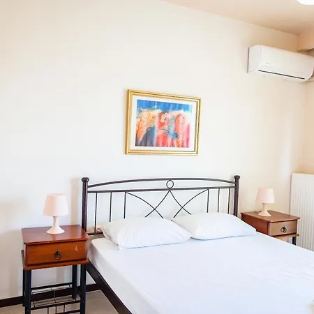 Nikitas 2bd 1st Floor Appartement *